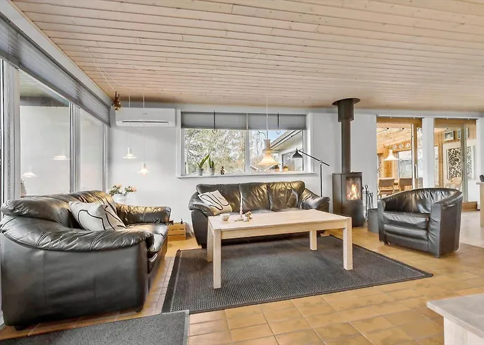 8987-orsted-strandskadevej-45 *
